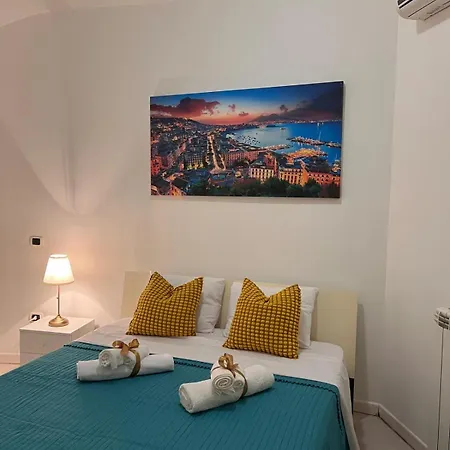 Street Chiaia アパート *