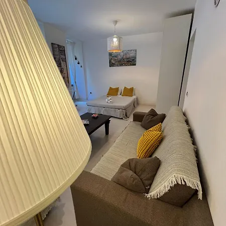 Street Chiaia * ナポリ